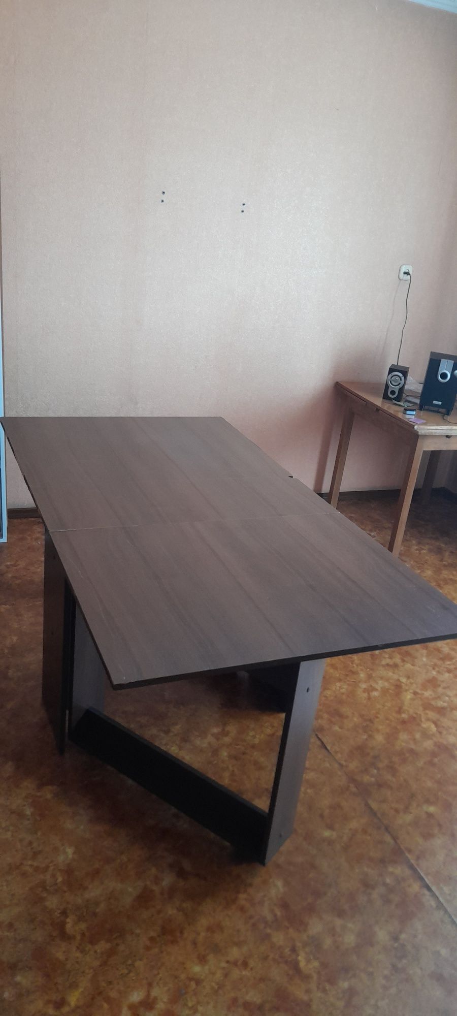 Продам раскладной стол