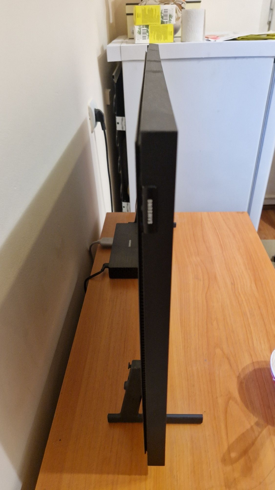 Телевизор Samsung The Frame QE32LS03TBKXCE 81 см черный