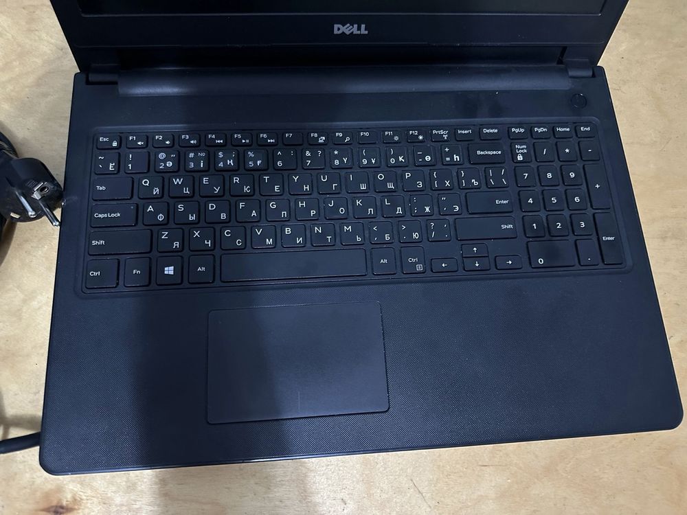 Ноутбук DELL inspiron 15