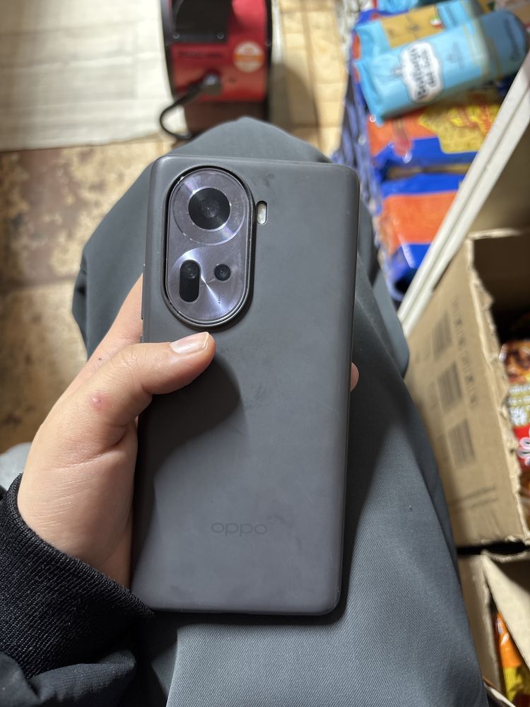 Oppo 11 сатылады багасы 50000мын