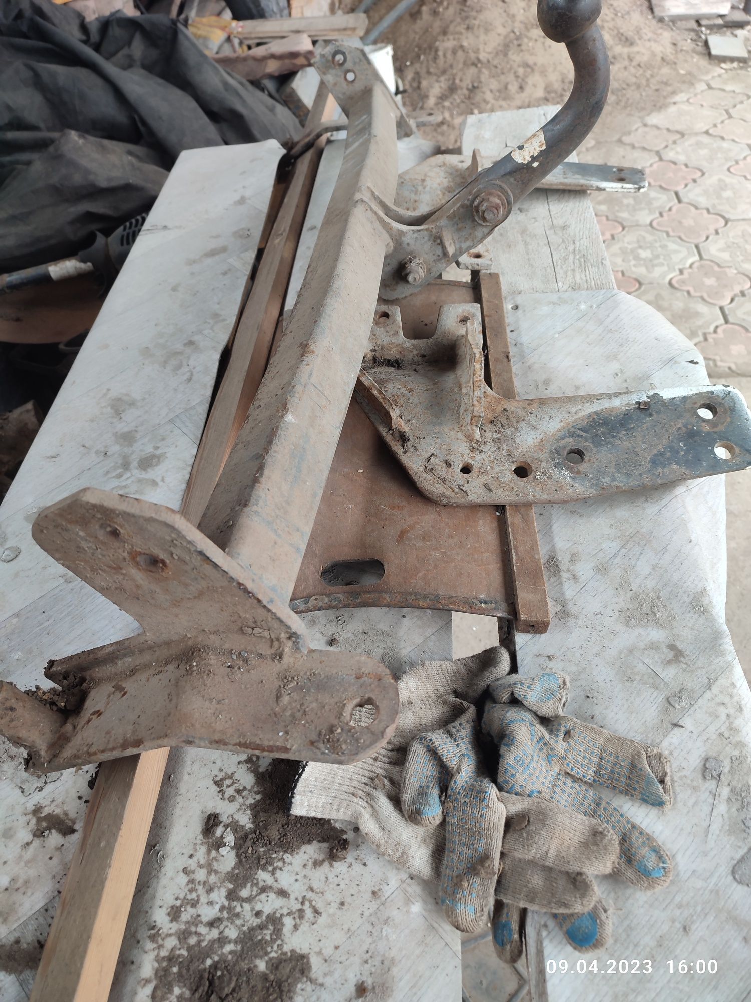 Продам фаркоп от иномарки.