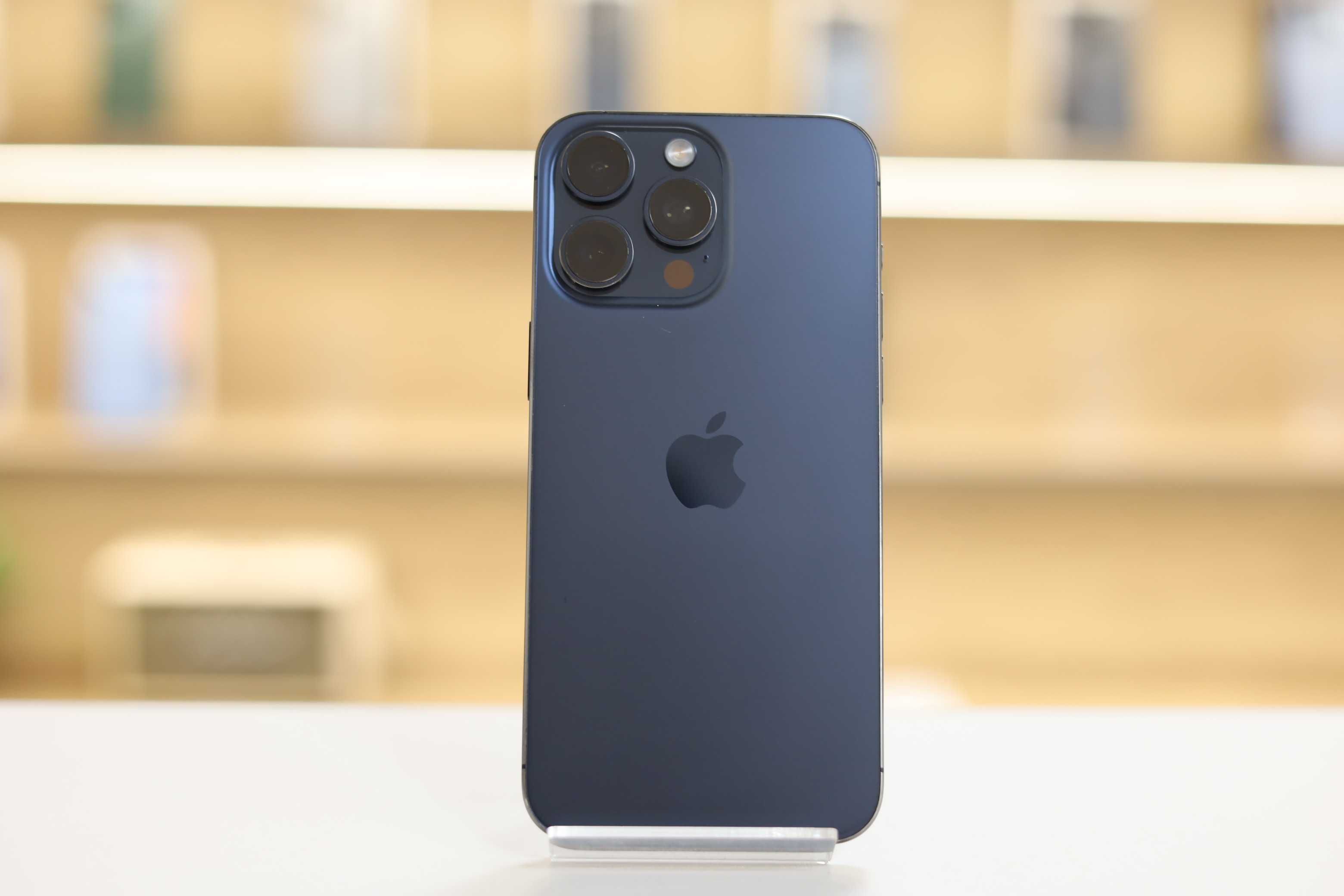 iPhone (айфон) 15 Pro Max 256gb