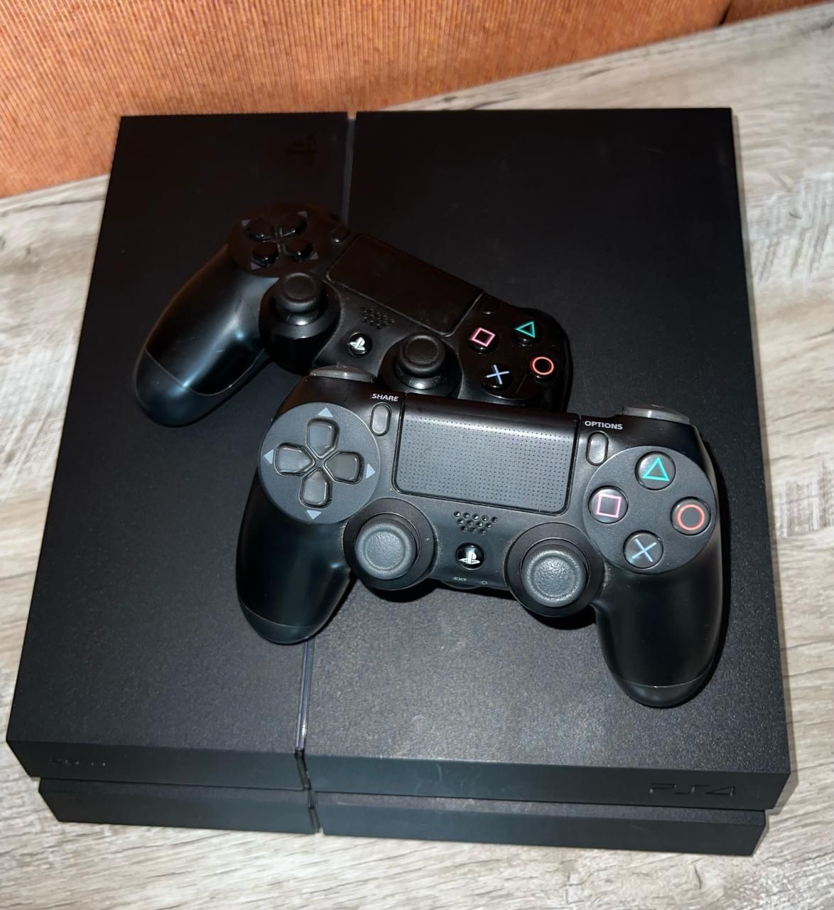 Продам Sony PlayStation 4 fat 1