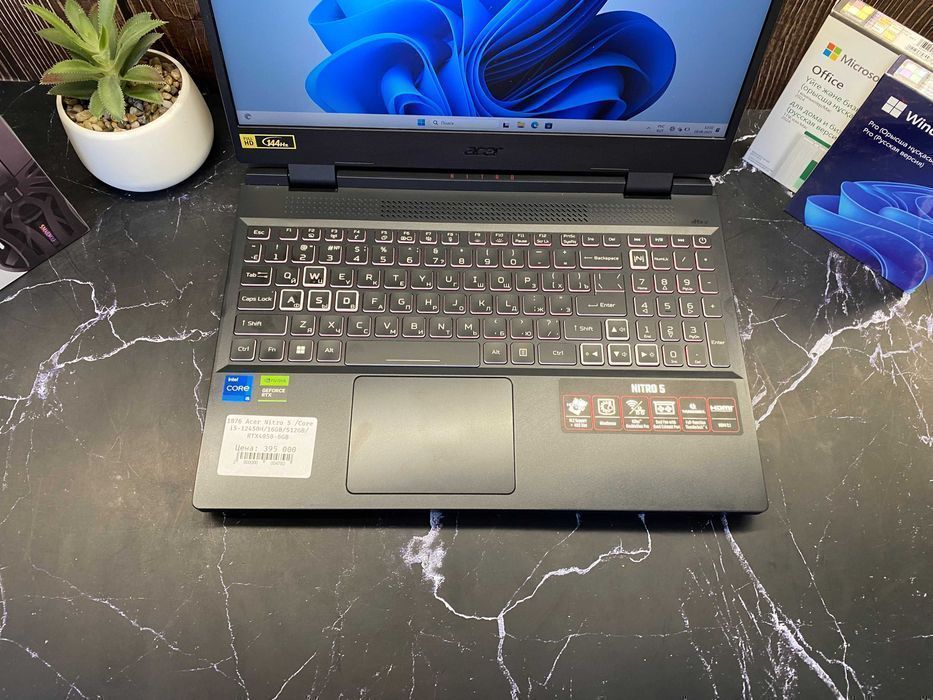 Асер Nitro 15 - Core i5‑12th Gen / RTX 4050 6GB / 512GB / 144Hz / 140W