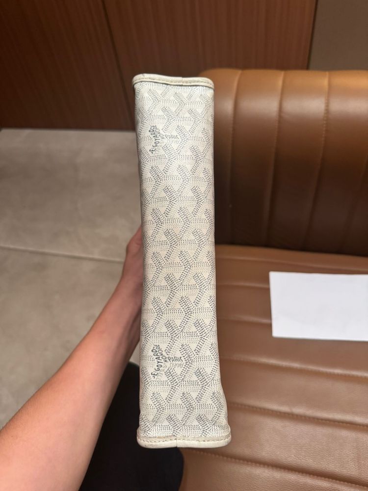 Goyard clutch white