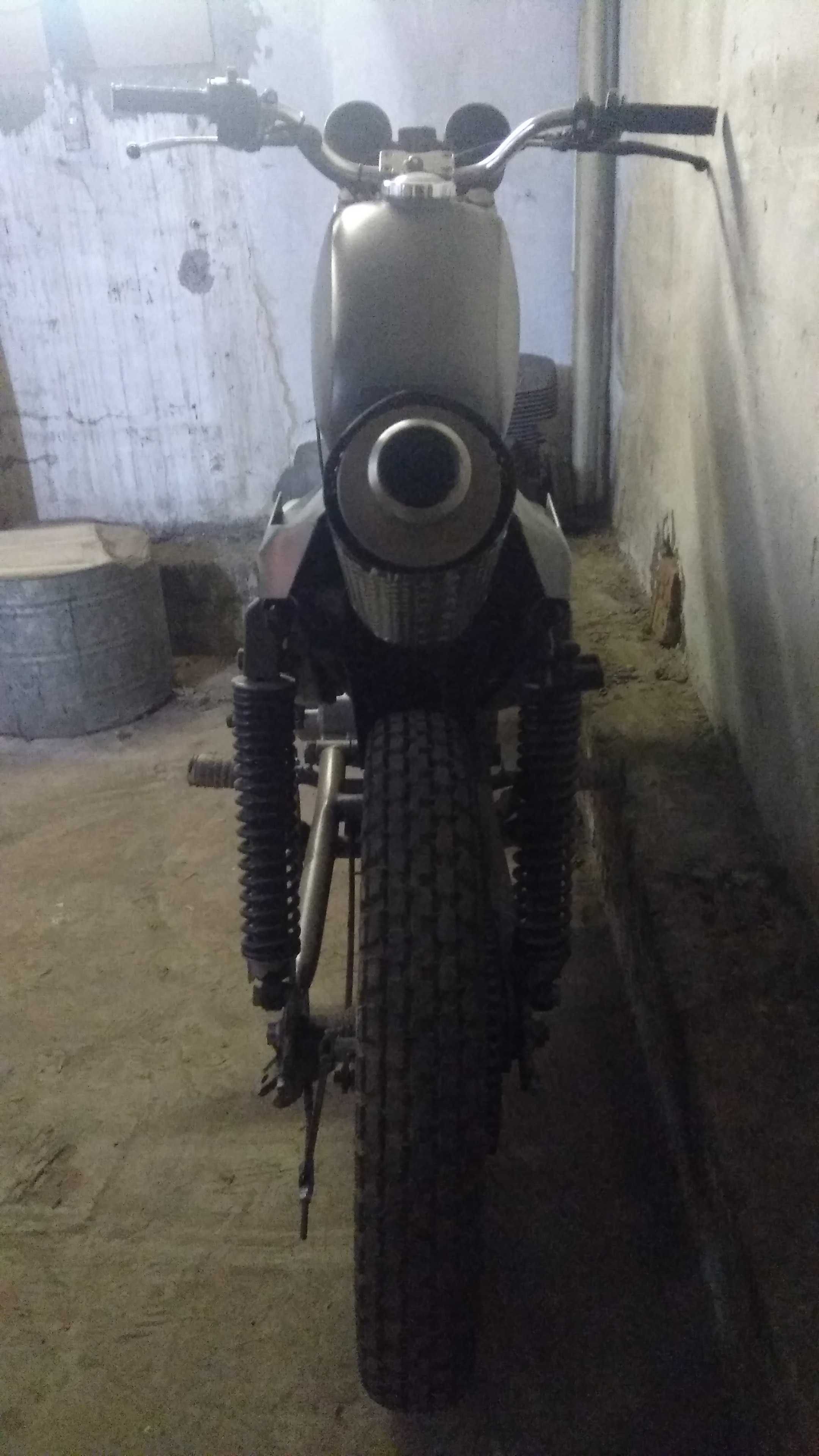 Продам мотоцикл немецкой фирмы MZ