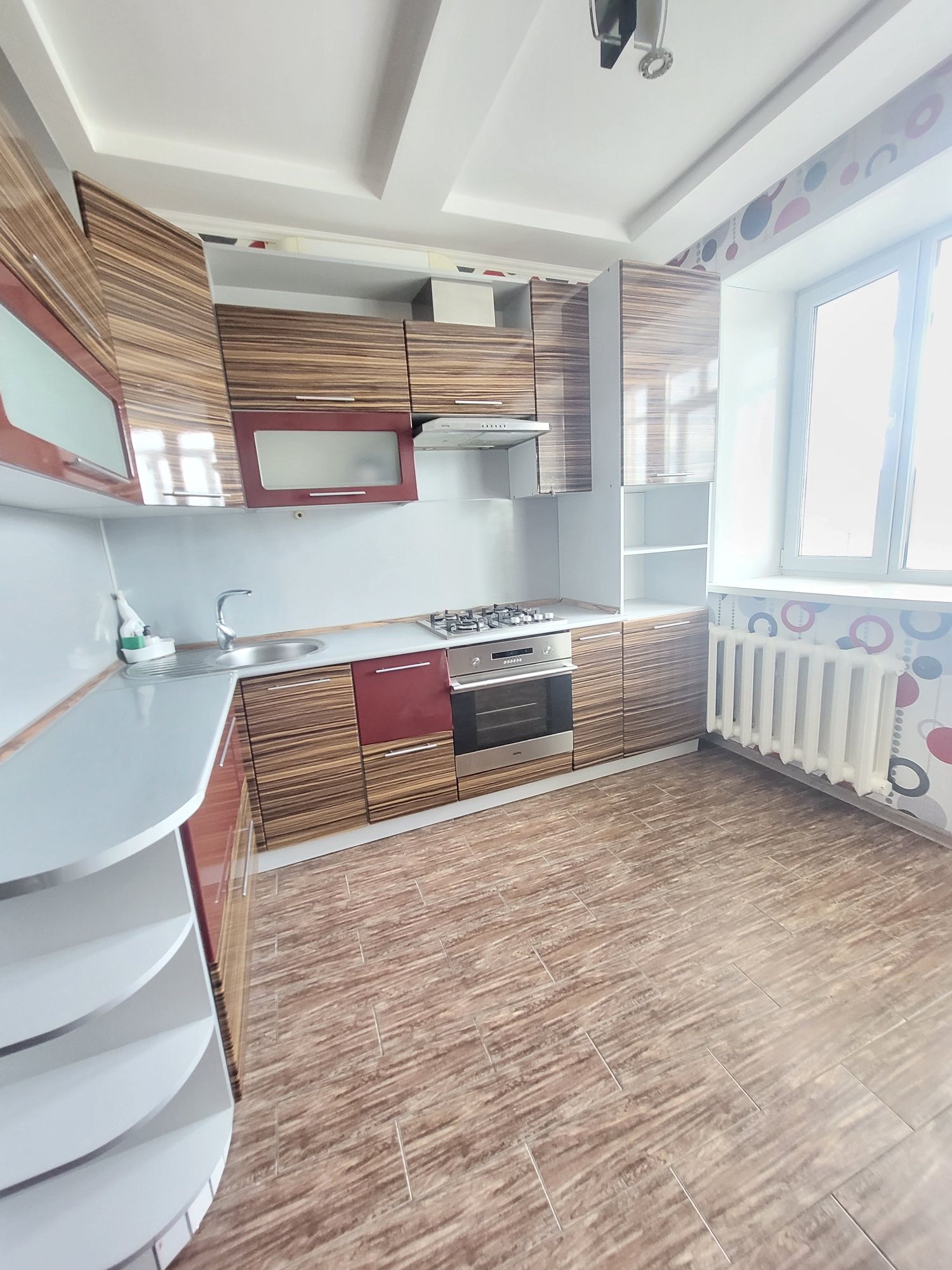 Продается 3х комн кв,район Астана