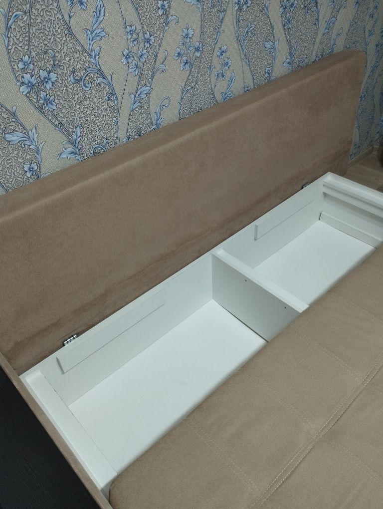 Продам диван, в хорошем состоянии