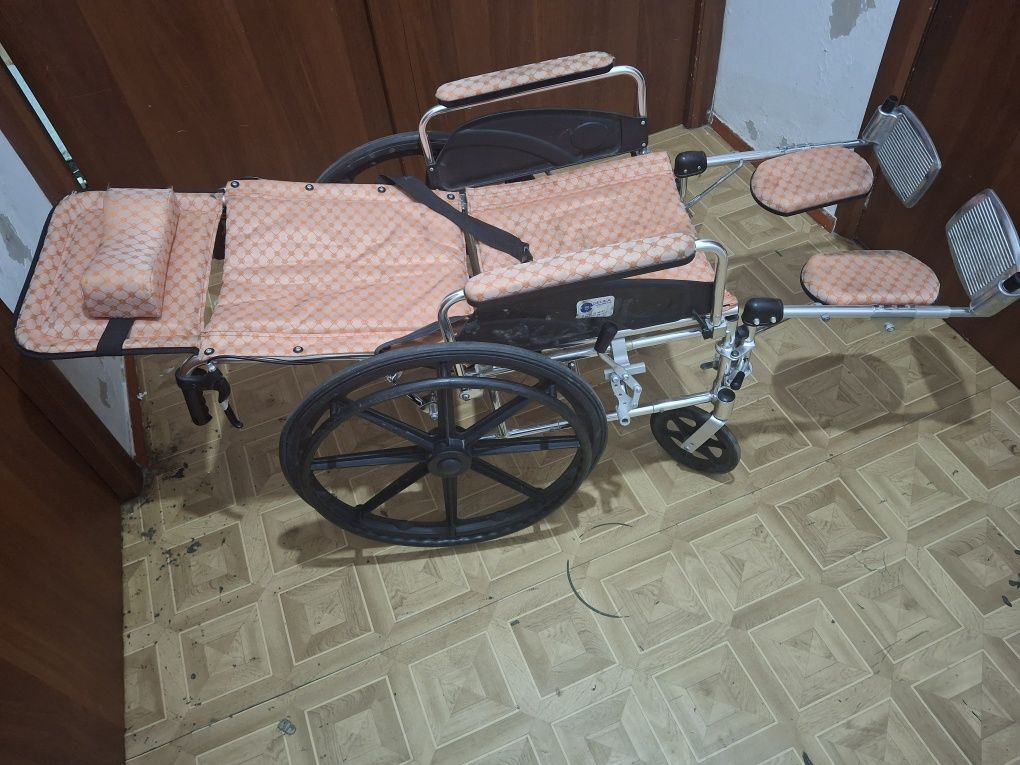 Инвалидная коляска