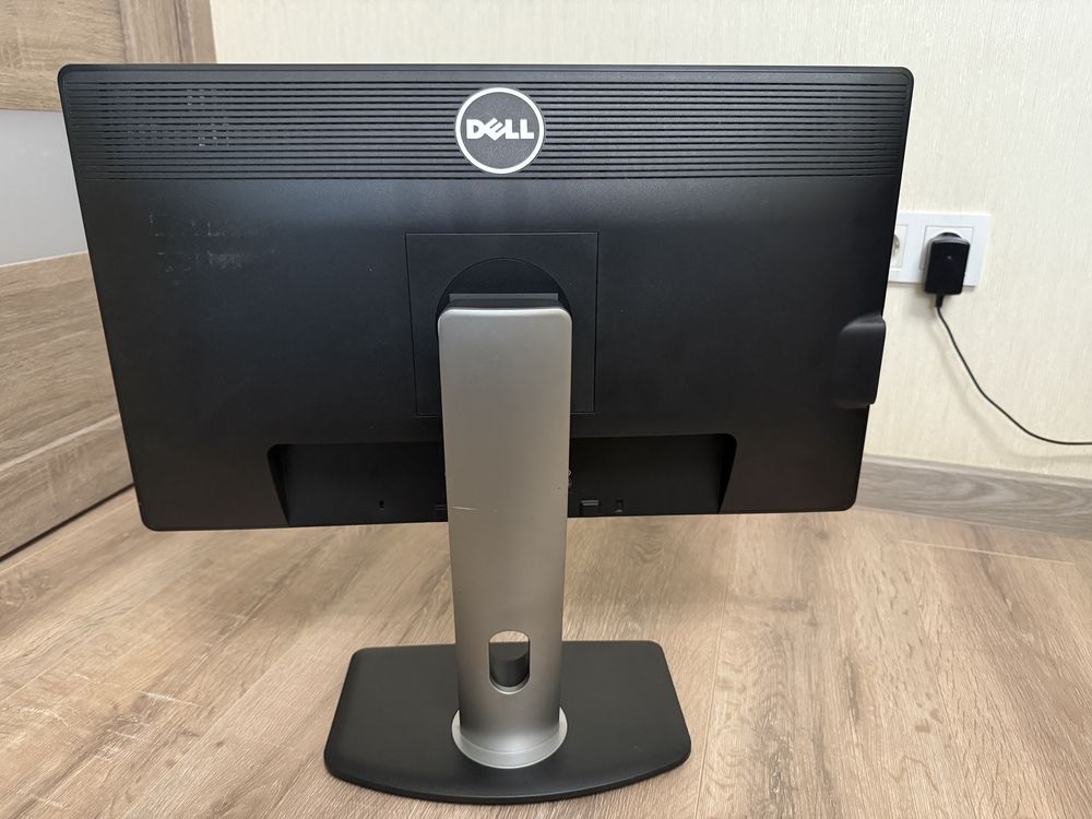 монитор 23 “ Dell P2312Ht