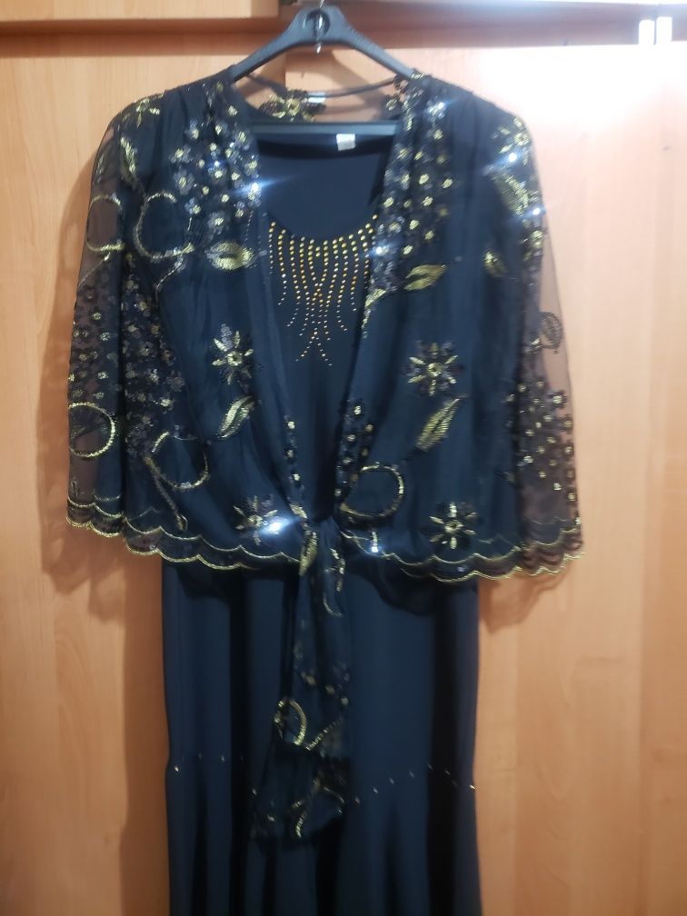 Продам вечернее платье