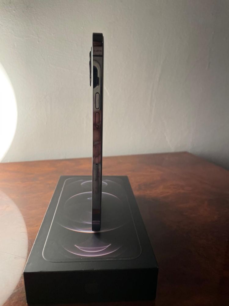 Iphone 12 оригинальный