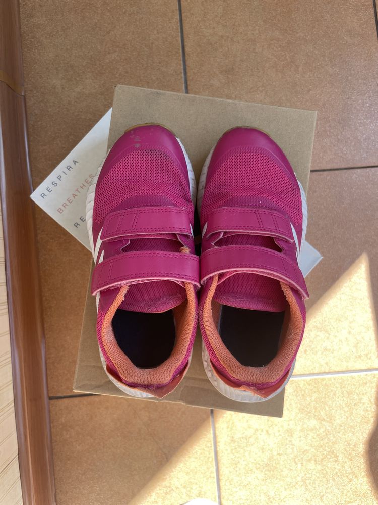 Кроссовки Adidas