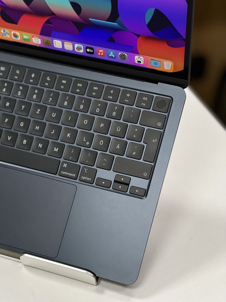 Apple MacBook Air 2022 | M2 | 8Gb | 256Gb