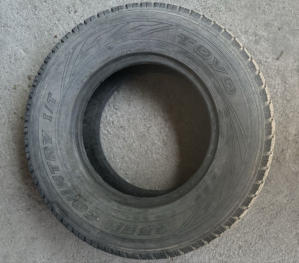 Toyo зимняя шина 265/701/16