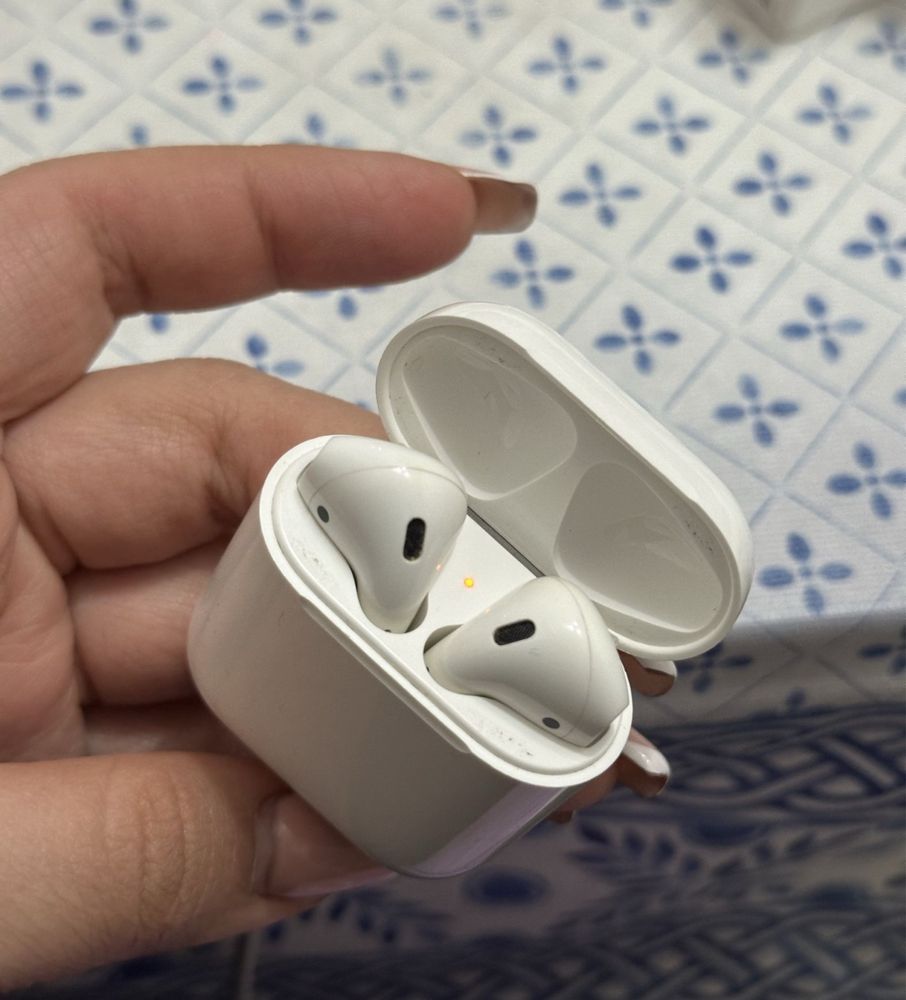 Airpods 2 оригинал продам