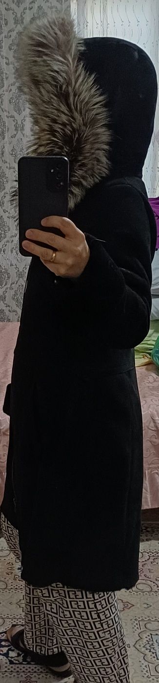 Продам дублёнку.  Б/у. Почти новый.