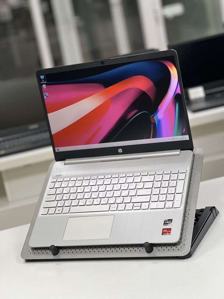 Hewlett Packard | AMD Ryzen 5 5500U | ОЗУ 8Gb | SSD 512Gb