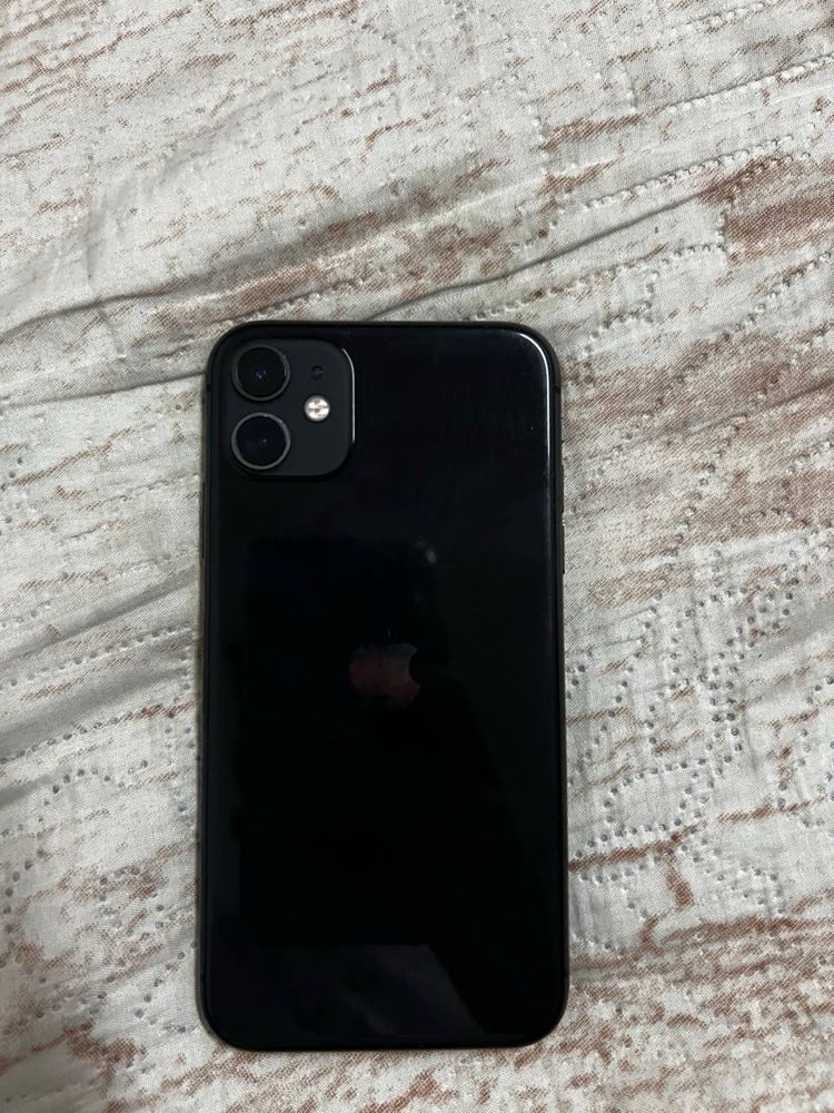IPHONE 11 черный 128 гб