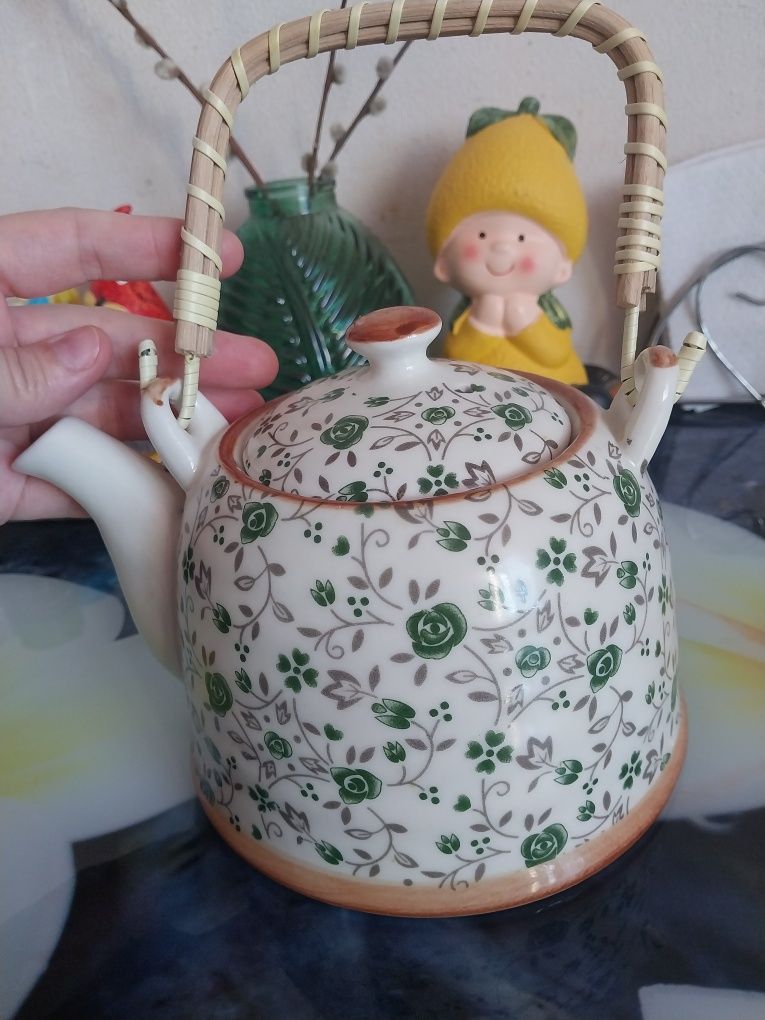 Заварочный чайничек. Чайник.