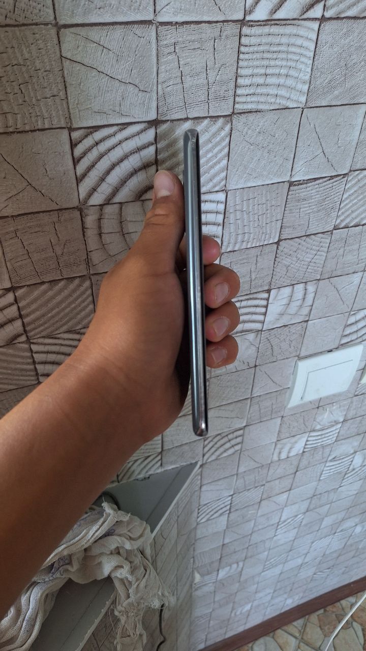 Samsung S20 5G .