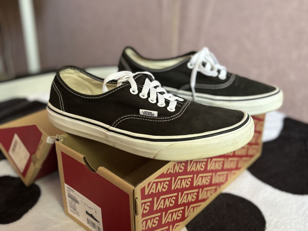VANS Authentic продажа