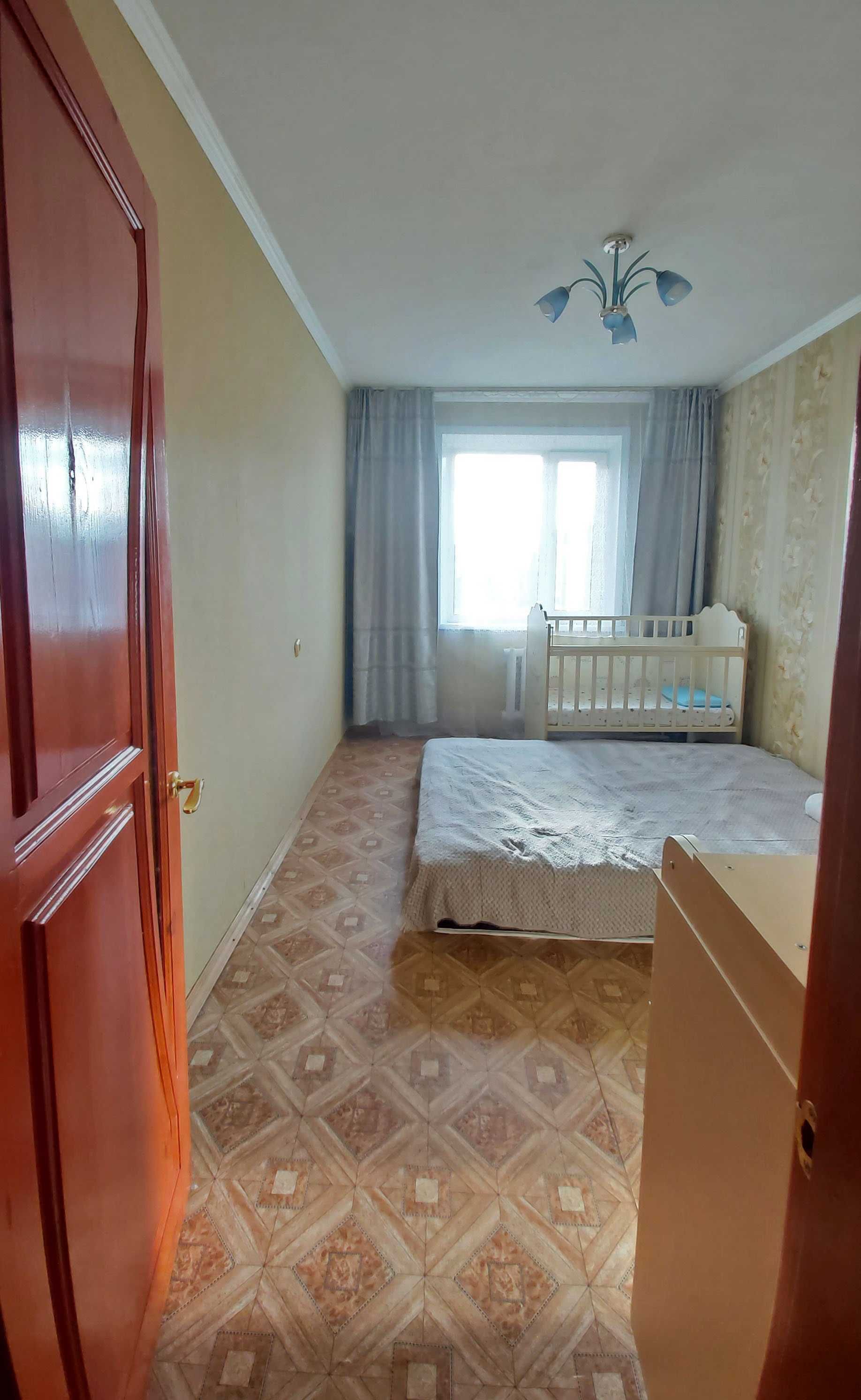 Продам 3-х комн. квартиру улучшенной планировки по пр.Шахтёров