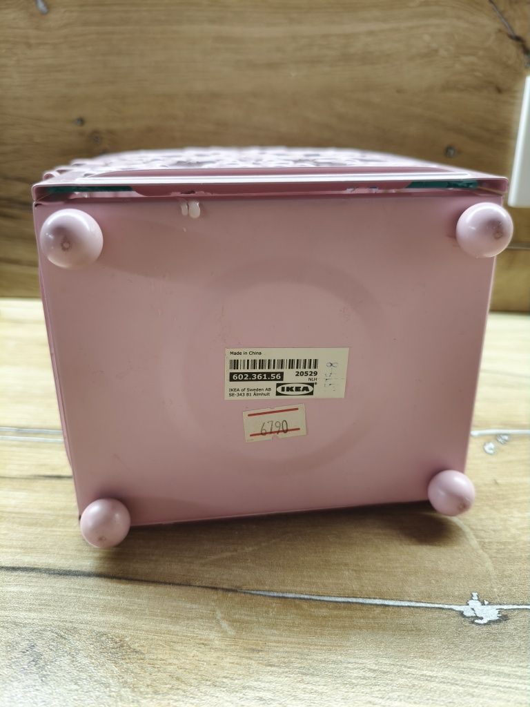 Розовый металлический фонарь-подсвечник IKEA GOTTGÖRA 26 см