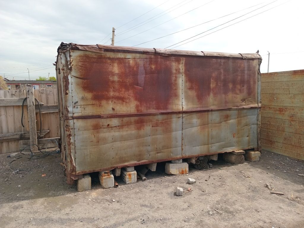 Продам будку от газона