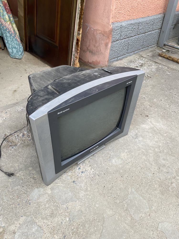 Продам телевизор