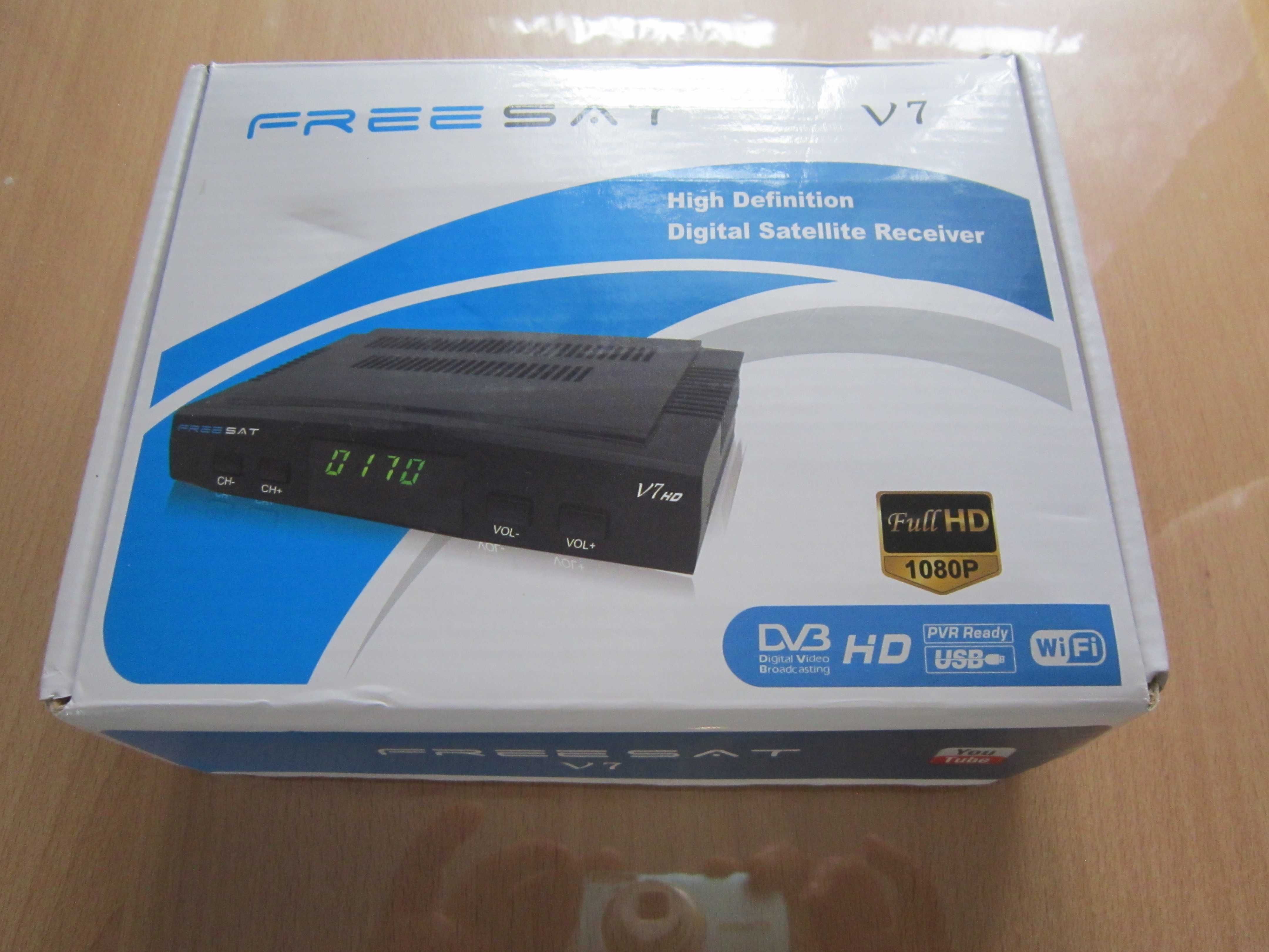 Спутниковый ресивер FREESAT F7 HD.