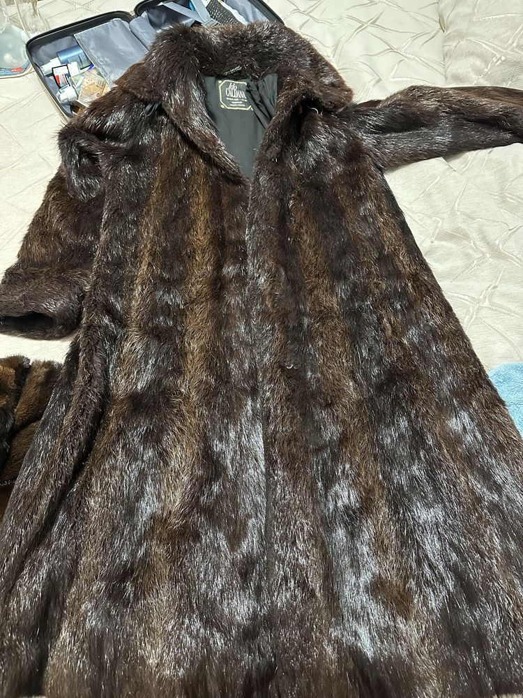 Продам норковую шубу