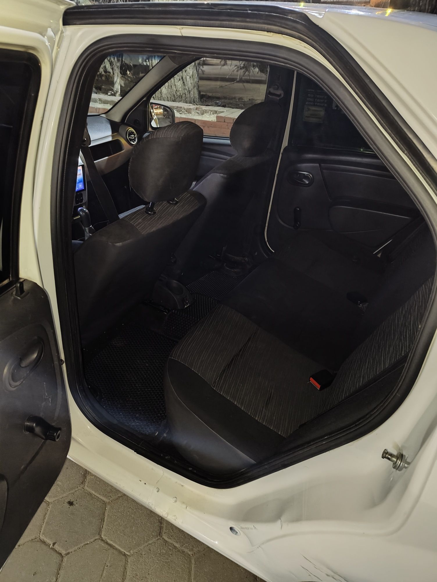 Renault Logan есть рассрочка