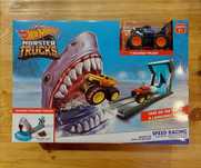 Трек "Hot wheels" Monster Trucks - Shark's Attack. Трэк Атака Акулы.