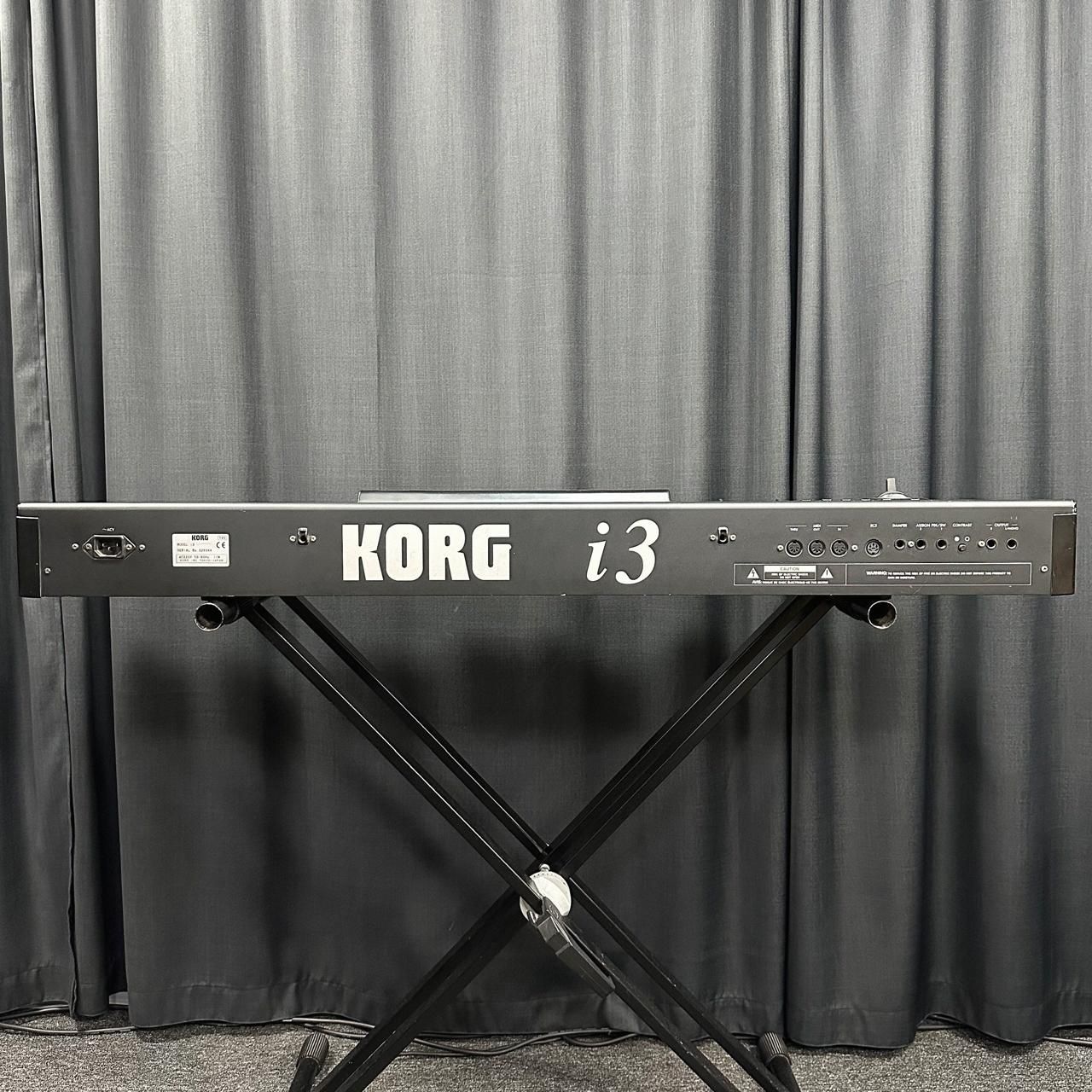 Korg i3 (Made in Japan) — легендарная аранжировочная станция