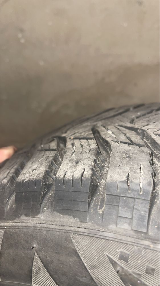 Комплект зимних шин Kumho 175/65/14