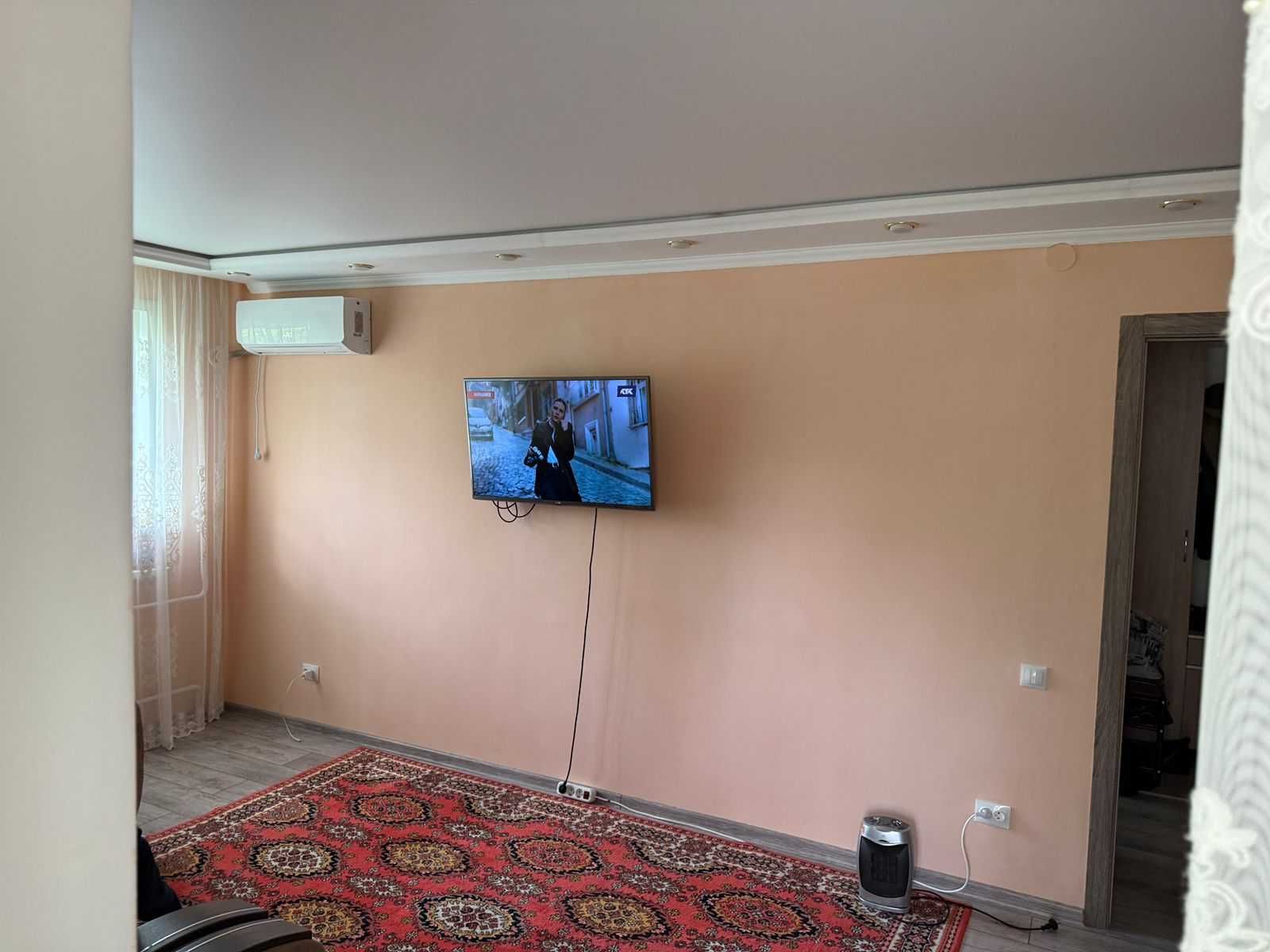Продам 3х комнатную квартиру в центре!