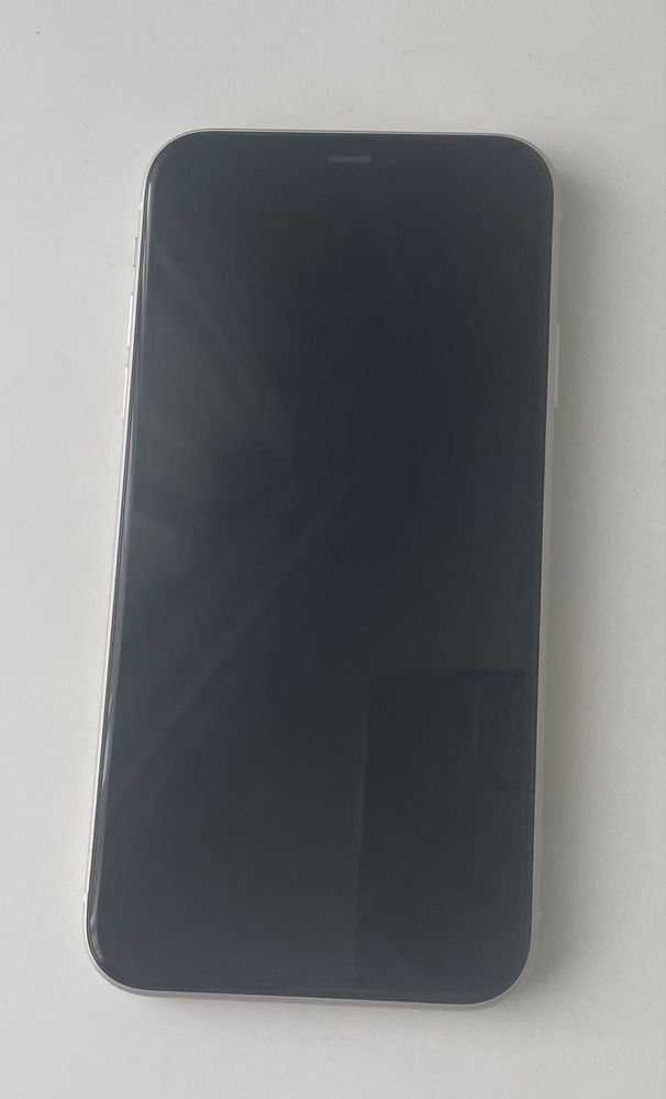 Продам iphone 11