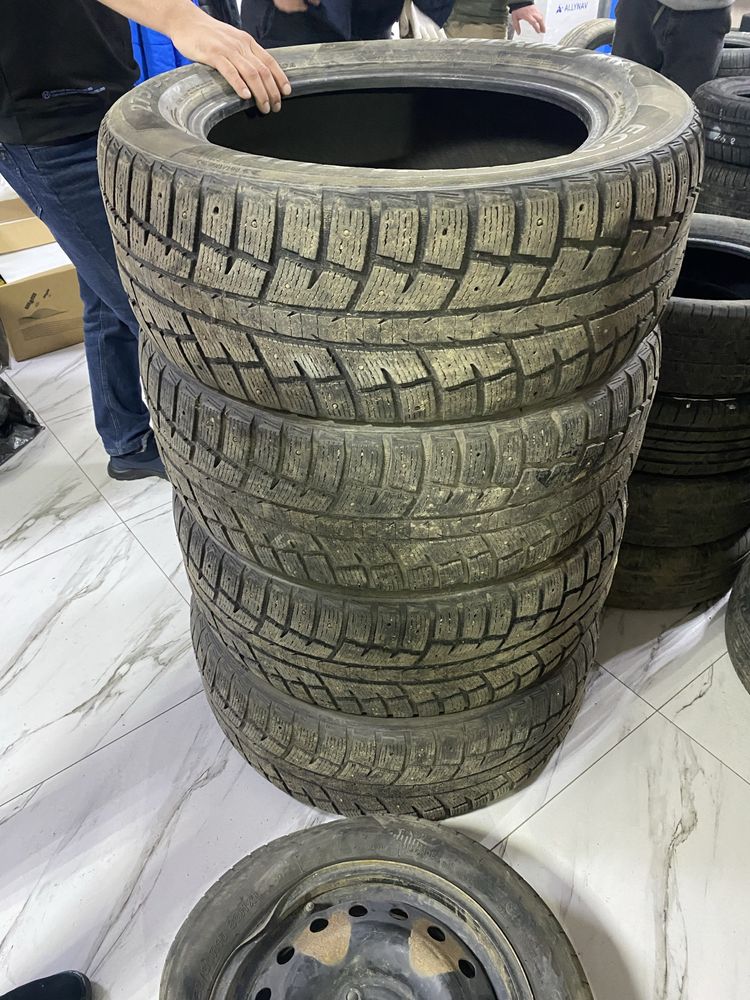 Продам резину стояла на крузаке быстрым торг