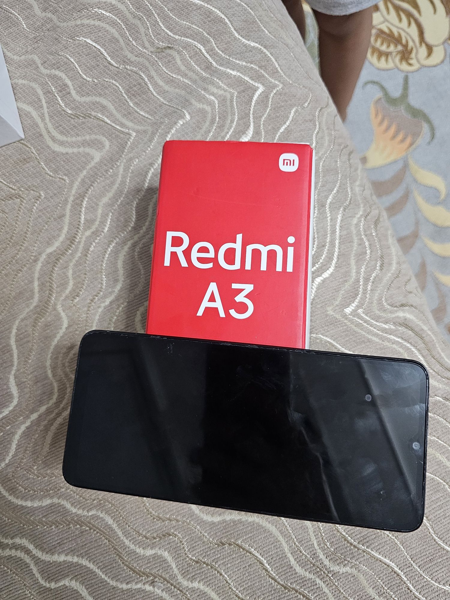 Redmi 12, 128gb. Redmi A3