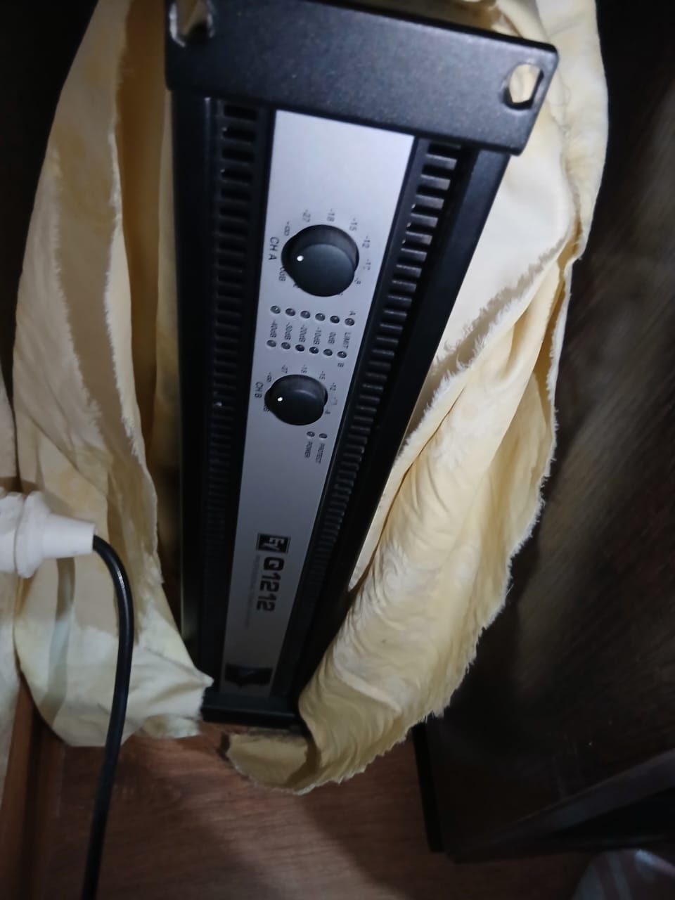 Electro Voice Q1212