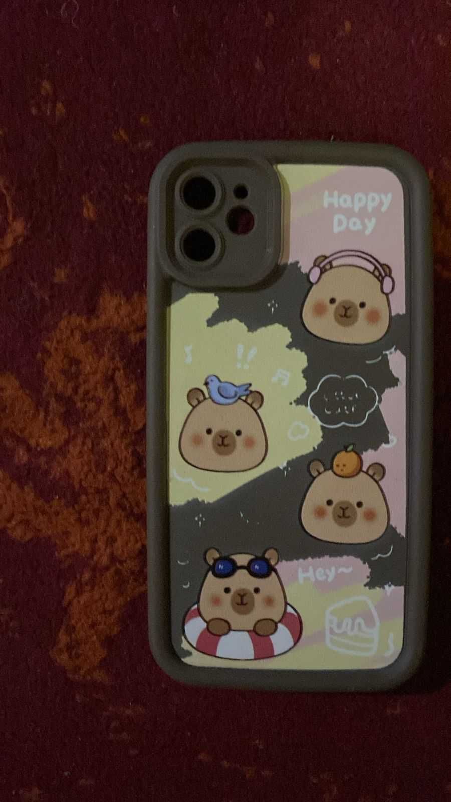 Чехлы для iPhone 11