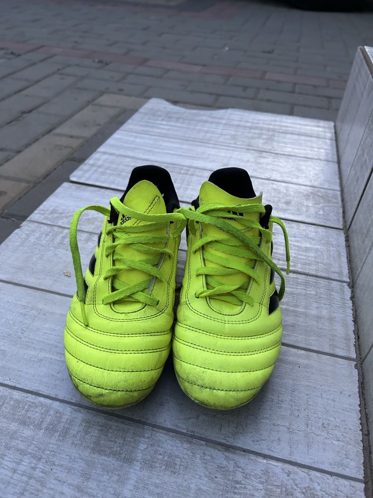 Срочно продам оригинал бутсы Adidas Copa