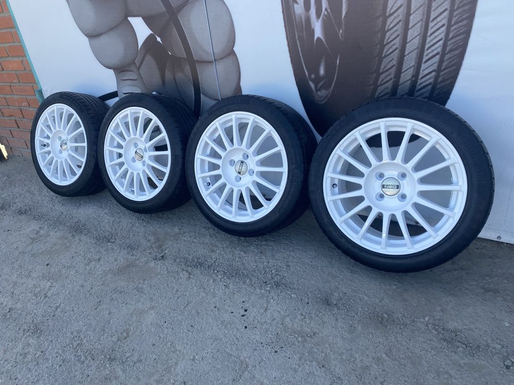 Продам диски р-16 4*98 с шинами