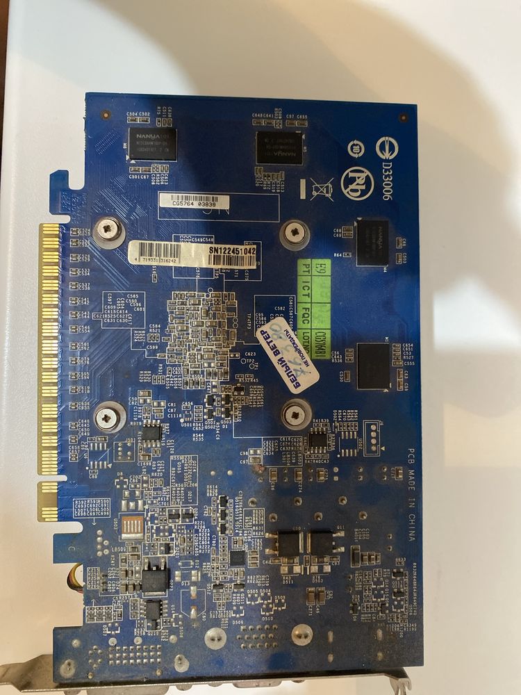 Продам видеокарту Gigabyte GeForce GT 630 1GB DDR3