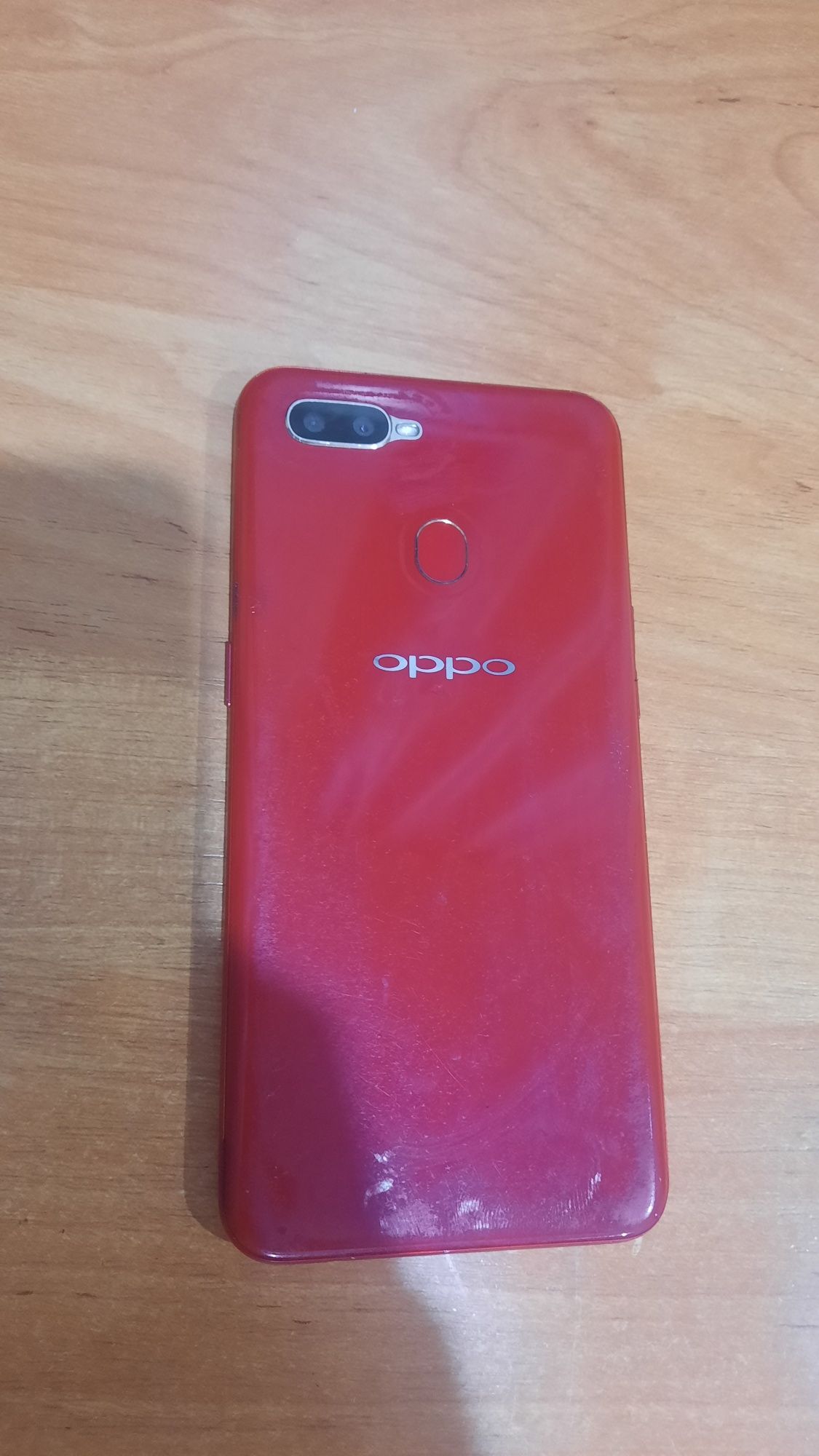 Продам сотовые телефоны Орро А5S и Орро А1К в рабочем состоянии