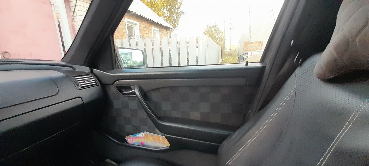 Продам мерседес с 280