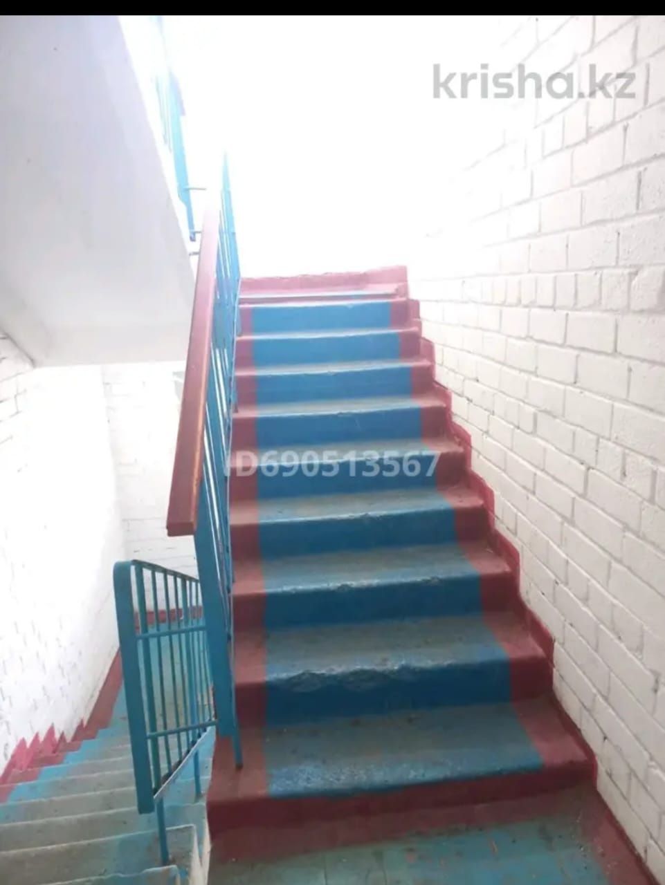 Бір бөлмелі овщежития сатылады.