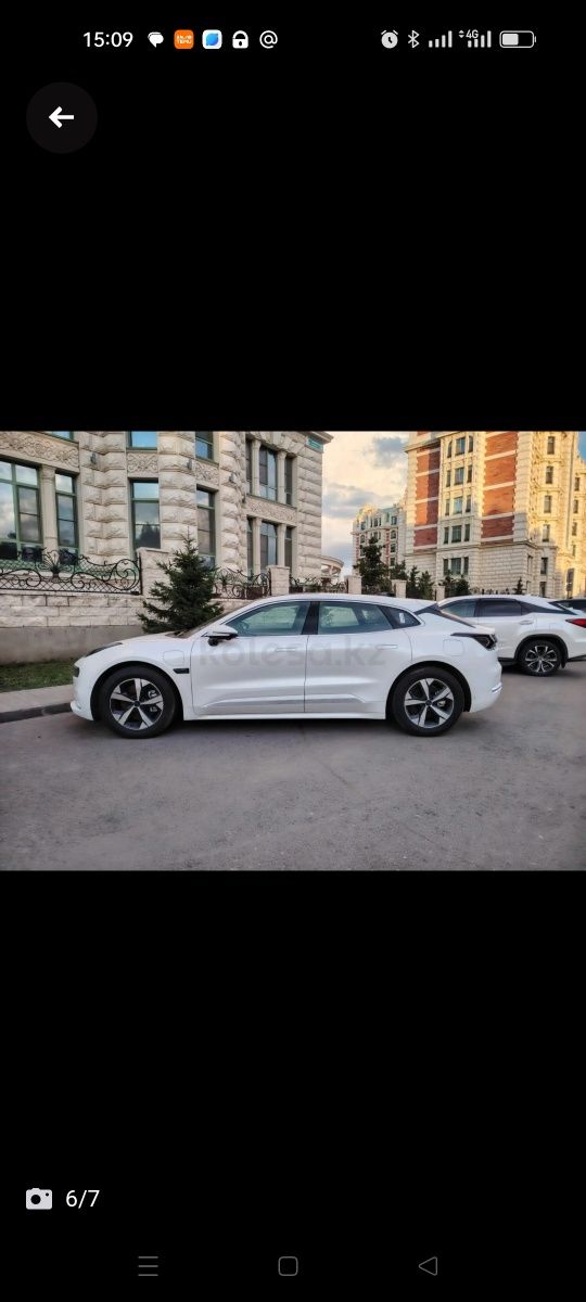 Продам автомашину марки Zeekr 001