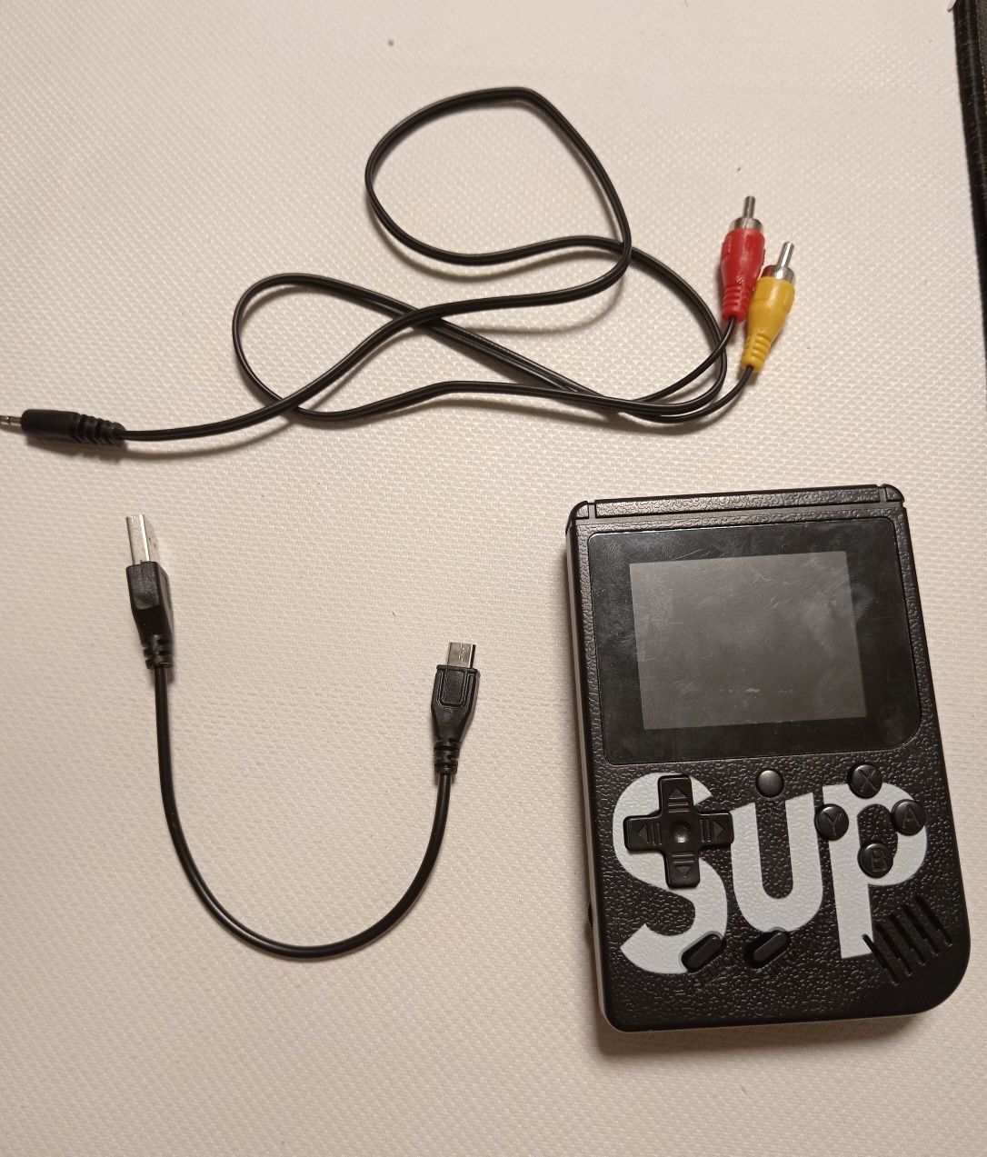 Игравая консоль Sup